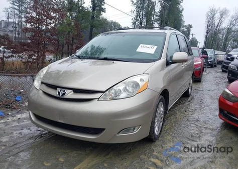 2008 Toyota Sienna Xle z USA, uszkodzony, nr VIN 5TDZK22C38S191586